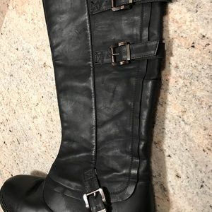 Black buckle boots